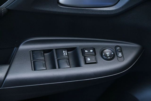 2017 Honda Fit - Image 11