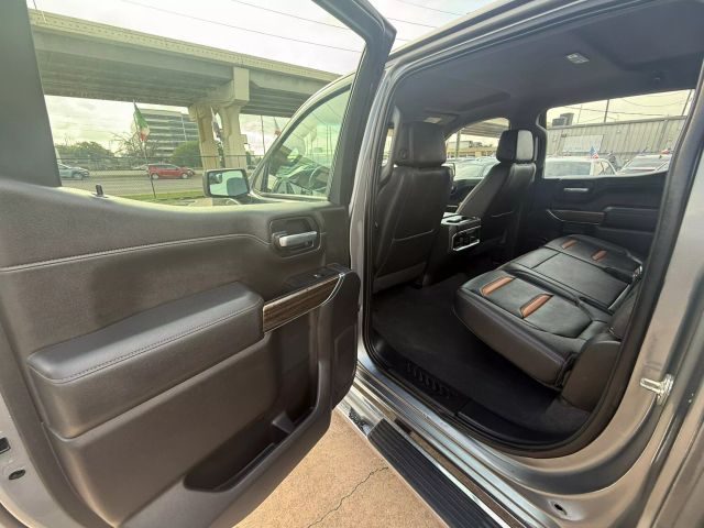 2021 Chevrolet Silverado 1500 Crew Cab - Image 17