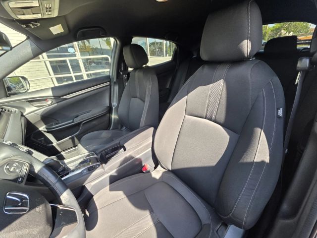 2019 Honda Civic - Image 13