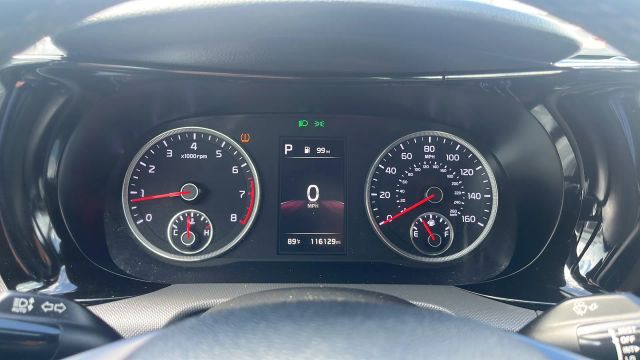 2022 Kia K5 - Image 31