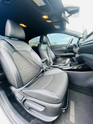2021 Kia Forte - Image 24