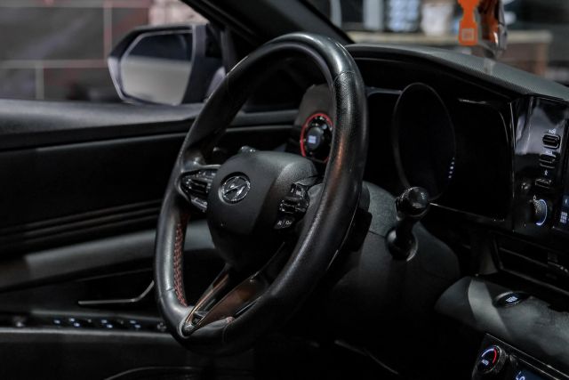 2022 Hyundai Elantra N Line Sedan 4d - Image 17