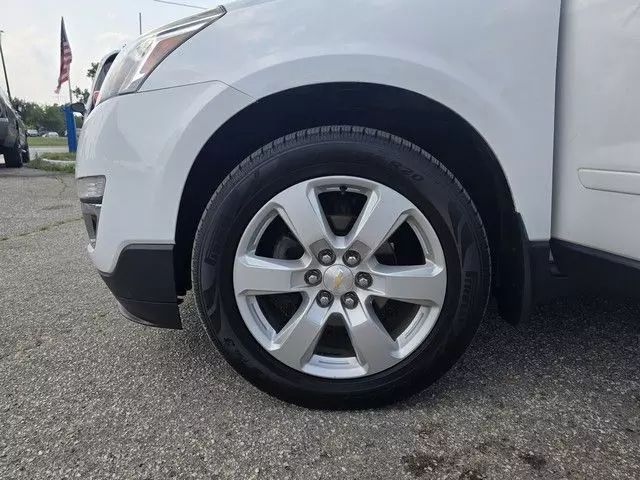 2017 Chevrolet Traverse - Image 8