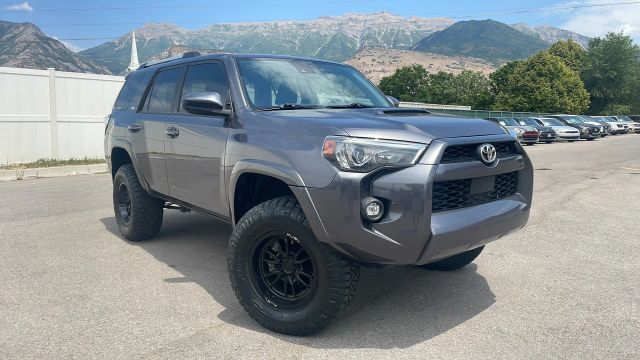 2022 Toyota 4runner - Image 9