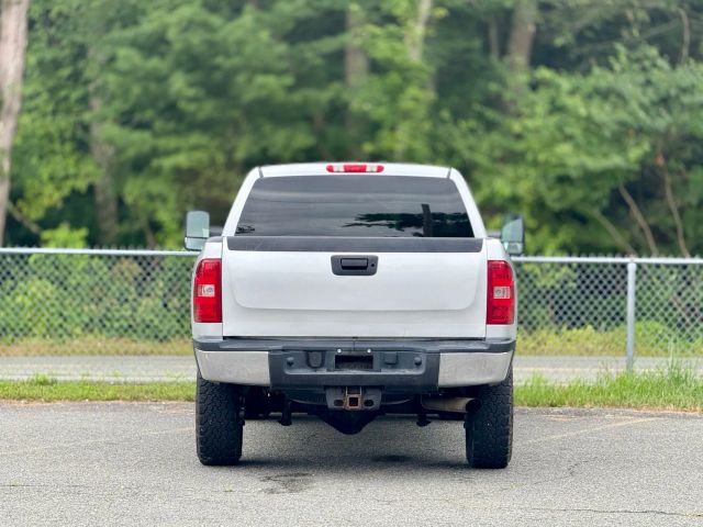 2013 Chevrolet Silverado 2500 Hd Extended Cab Lt Pickup 4d 6 1/2 Ft - Image 6