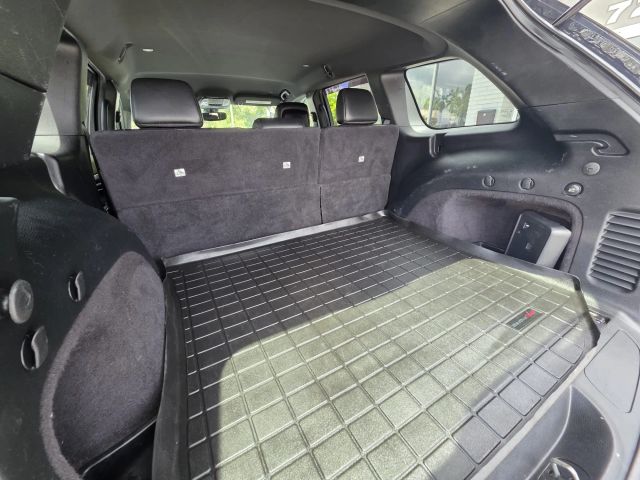 2017 Jeep Grand Cherokee - Image 21