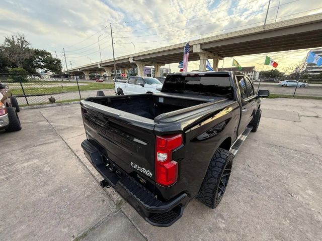 2021 Chevrolet Silverado 1500 Crew Cab - Image 12