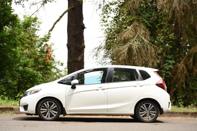 2015 Honda Fit - Image 2