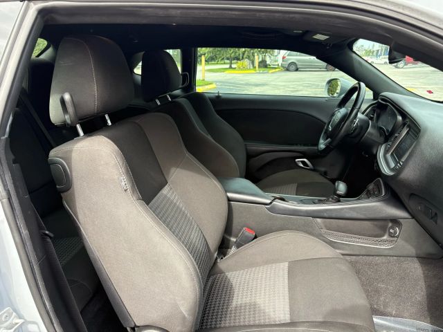2022 DODGE CHALLENGER COUPE V8, HEMI, MDS, 5.7 LITER R/T COUPE 2D