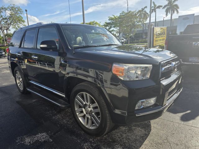 2013 Toyota 4runner - Image 2