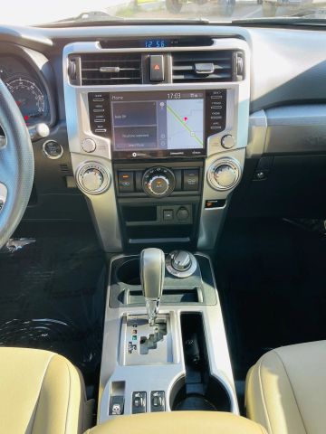 2021 Toyota 4runner - Image 29