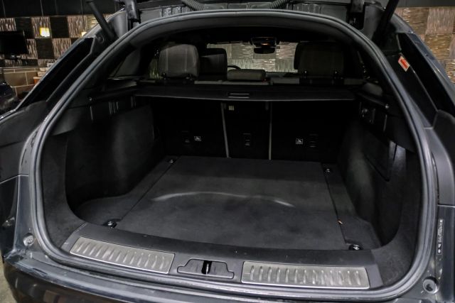 2018 Land Rover Range Rover Velar R-dynamic Hse Sport Utility 4d - Image 42