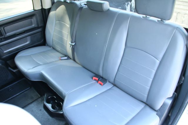 2018 Ram 1500 Crew Cab - Image 10