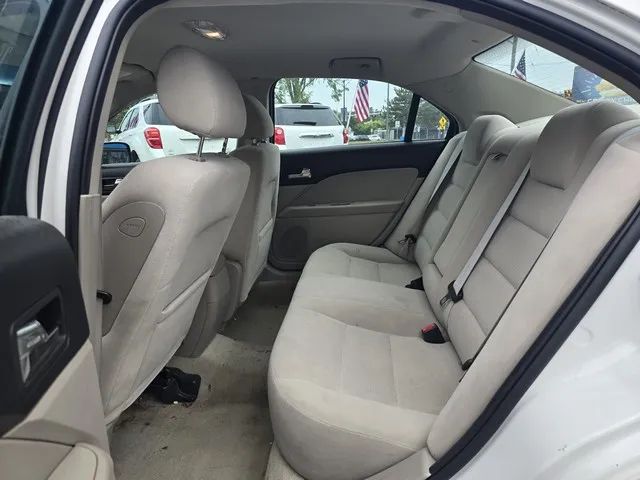 2008 Ford Fusion - Image 10