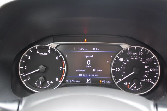 2022 Nissan Altima - Image 11