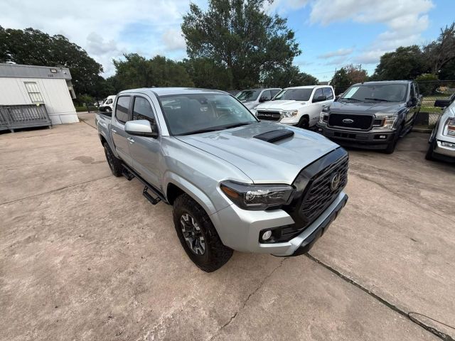 2022 Toyota Tacoma Double Cab - Image 2