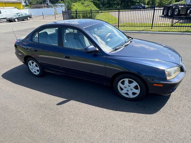 2004 Hyundai Elantra - Image 6