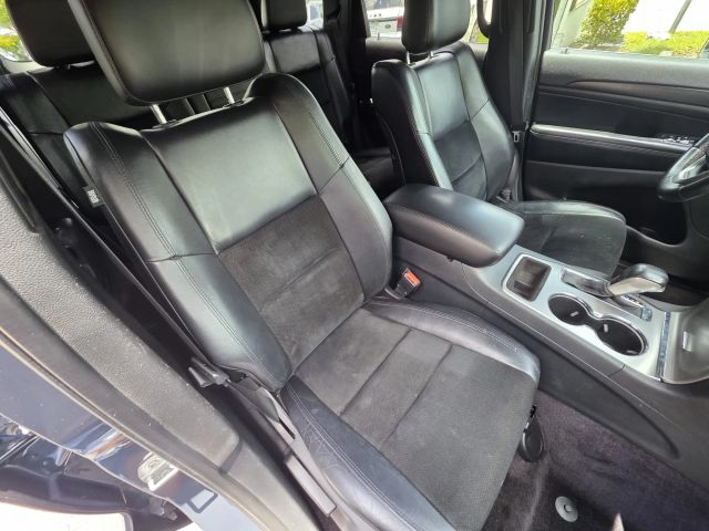 2017 Jeep Grand Cherokee - Image 14