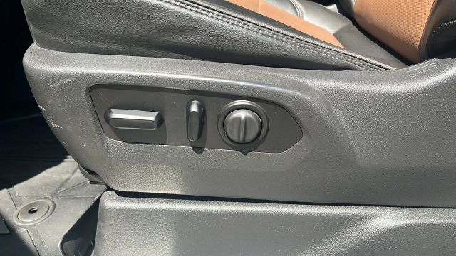 2020 Chevrolet Silverado 2500 Hd Crew Cab - Image 30