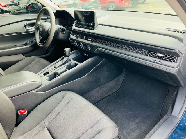 2023 Honda Accord - Image 24