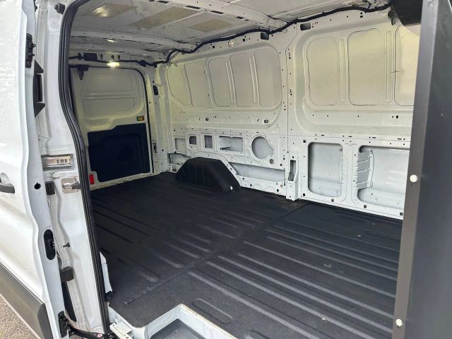 2017 Ford Transit 250 Van - Image 22