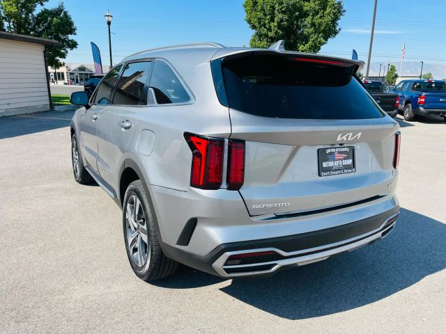 2023 Kia Sorento Hybrid - Image 9