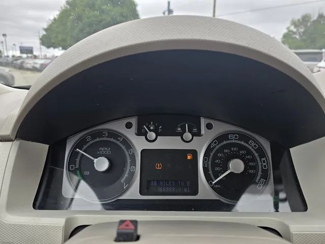 2008 Mercury Mariner - Image 12