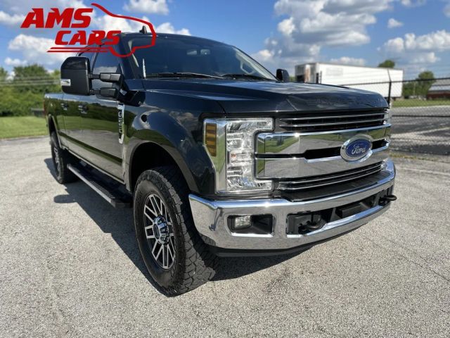 2019 Ford F250 Super Duty Crew Cab - Image 3