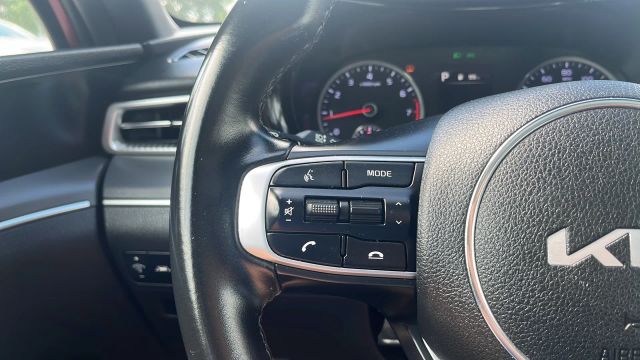 2022 Kia K5 - Image 33