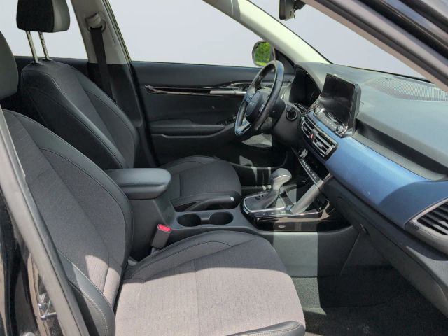 2023 Kia Seltos - Image 15