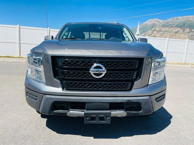 2021 Nissan Titan Crew Cab - Image 3