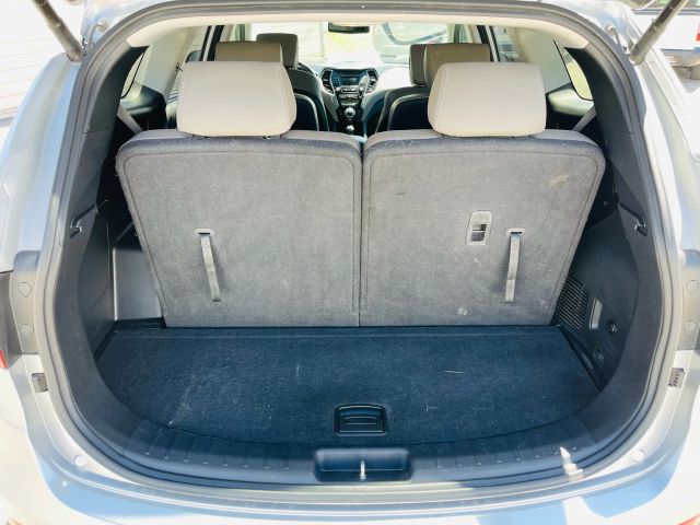 2014 Hyundai Santa Fe - Image 15