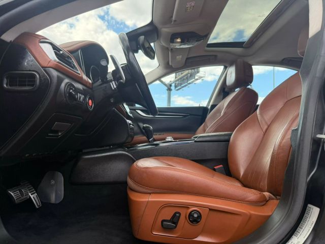 2017 Maserati Ghibli - Image 16
