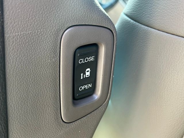 2013 Honda Odyssey - Image 23