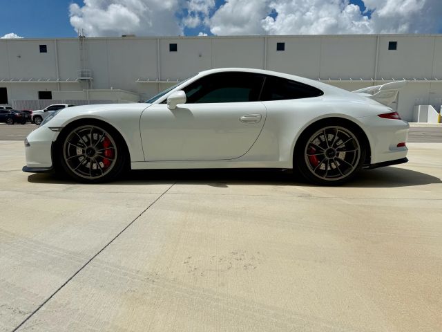 2015 Porsche 911 - Image 31
