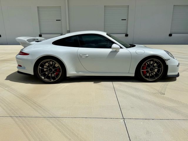 2015 Porsche 911 - Image 7