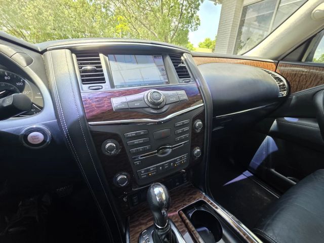 2017 Nissan Armada - Image 15