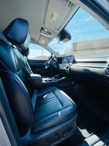 2023 Kia Sorento Hybrid - Image 30