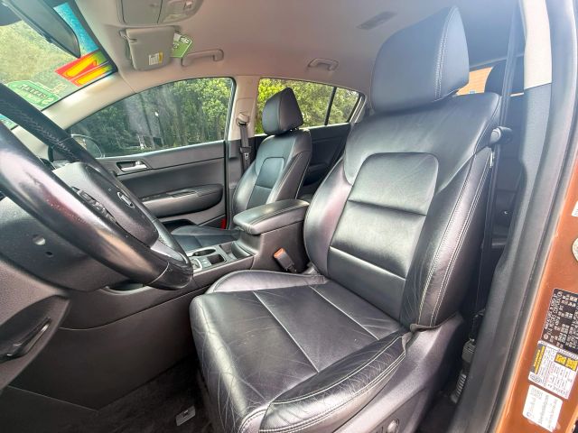 2017 Kia Sportage - Image 12