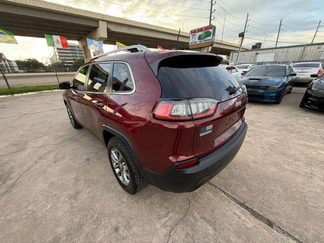 2021 Jeep Cherokee - Image 9