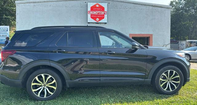 2021 Ford Explorer - Image 1