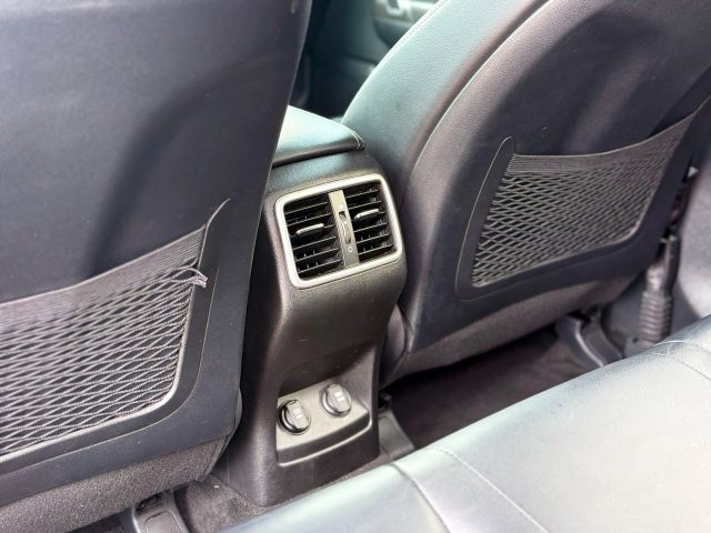 2017 Kia Sportage - Image 21