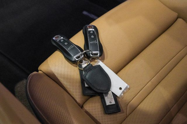 2018 Porsche Panamera 4s Sedan 4d - Image 57