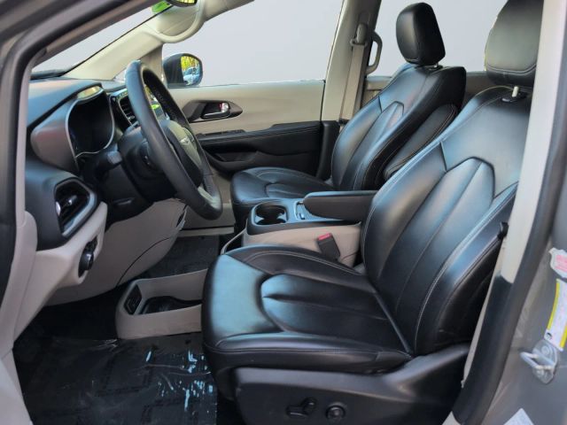 2023 Chrysler Pacifica - Image 9