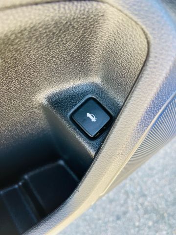 2017 Honda Civic - Image 31