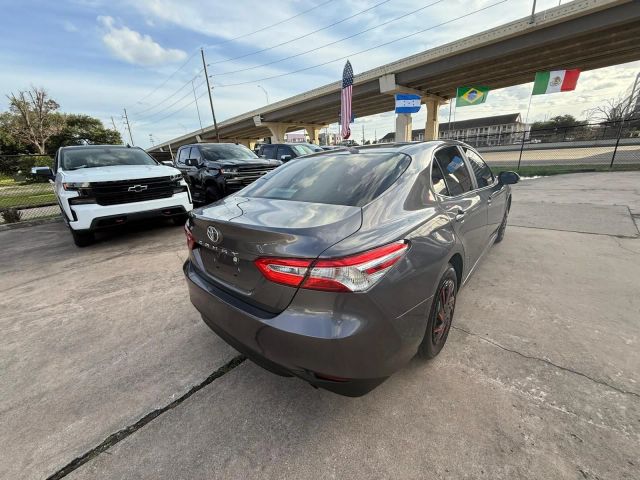 2018 Toyota Camry - Image 9