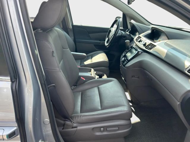 2016 Honda Odyssey - Image 12