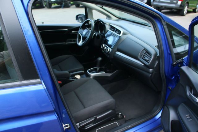 2017 Honda Fit - Image 22