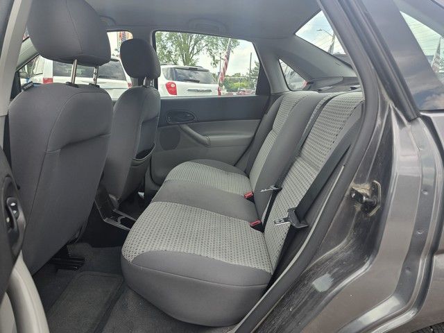 2006 Ford Focus - Image 14