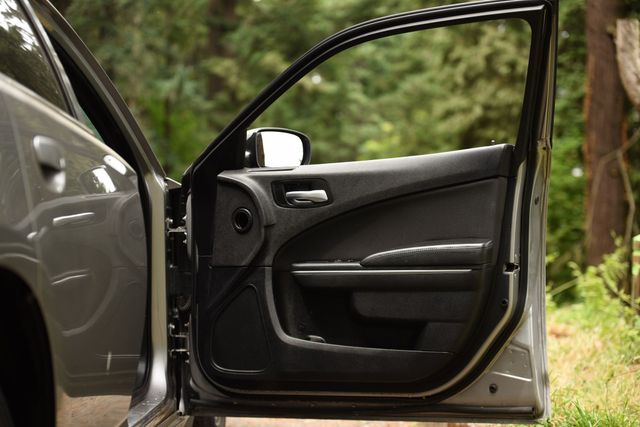 2015 Dodge Charger - Image 21